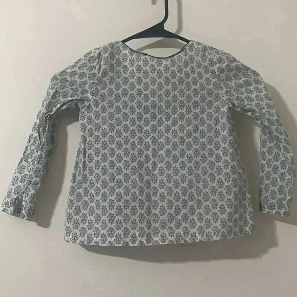 Carter’s Kid’s Top Size 4T  - Picture 6 of 6